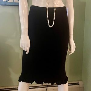 Black stretchy textured pencil skirt size M